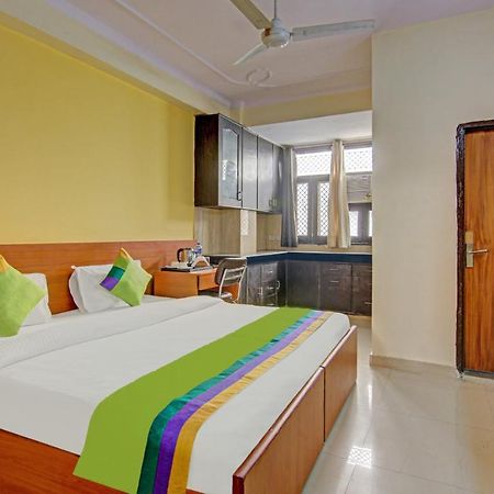 Hotel Treebo Tms Residency Nueva Delhi Exterior foto