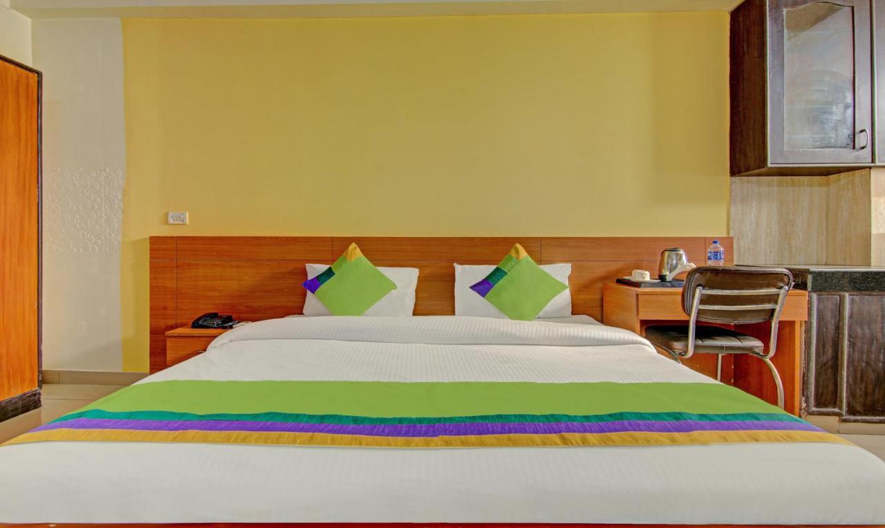 Hotel Treebo Tms Residency Nueva Delhi Exterior foto