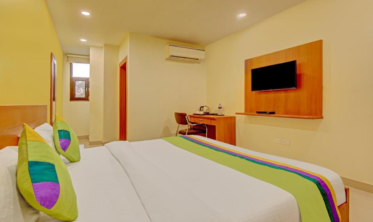 Hotel Treebo Tms Residency Nueva Delhi Exterior foto