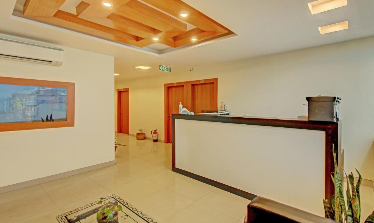 Hotel Treebo Tms Residency Nueva Delhi Exterior foto