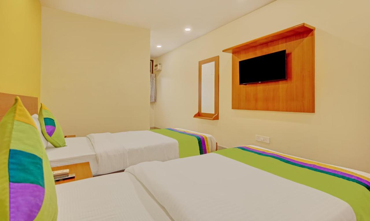Hotel Treebo Tms Residency Nueva Delhi Exterior foto
